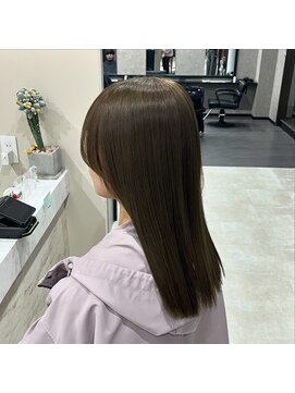 アイル(I'LL) ベージュ/ブリーチなしWカラー/オリーブ/透明感/韓国風