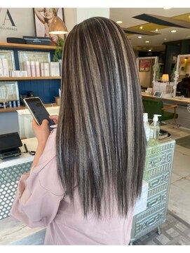 アース オーセンティック 岡山表町店(EARTH Authentic) コントラストハイライト☆彡