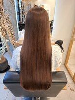 リュクスバトーバイトリコ 船橋南口店(Luxe BATEAU by tricot) グレージュブラウン