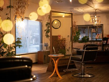 ベイケ(Vaca)の写真/丁寧なカウセリングと高いカット技術で、持続性が高く扱いやすいスタイルに！髪のお悩みも相談しやすい◎