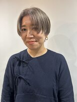 ノースアップジョイ(North Up joy)&nbsp;センターパートショート×オリーブグレージュ