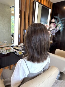アイシー ヘアーメイク(ic hair make) 肩はねミディアム