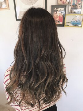 ルーナ ヘアラウンジ(Luuna hair lounge) グラデーションベージュ