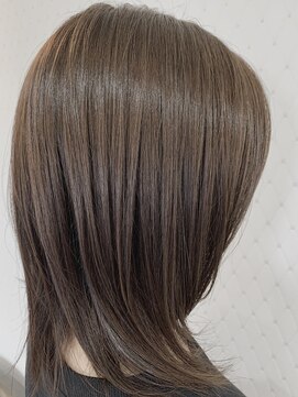 ファブ 銀座(fav) 【fav 銀座】艶髪ナチュラルアッシュベージュ