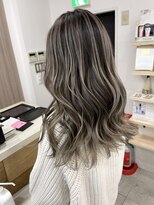 ジゼル(gisele)&nbsp;(稲毛)グレージュバレイヤージュ