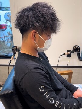 シェルハ(SHELHA) ツイストスパイラルパーマシルバーハイライト波巻きパーマ