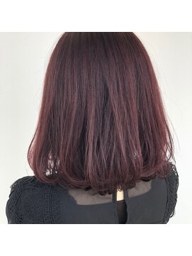 ルッソリベラ 池袋(Lusso libera) ボルドーワイン/カシスレッド/深みレッド/池袋/30代40代50代