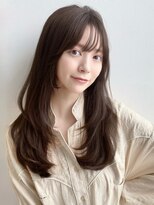 シースルーバング顔まわりレイヤー似合わせカット美髪大人美人