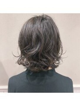 フェンヘアーアイス 中目黒(Fen.hair ici) ヘルシースタイル前髪デジタルパーマ美髪小顔補正立体カット