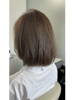 ジエクト アイロ(The Ect ilo)&nbsp;ミディアムボブ　透け感グレージュ