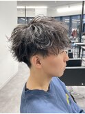 ハイライトミルクティーベージュツーブロックメンズマッシュ