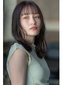 大人かわいい／20代30代／バングカット／ダークオリーブ