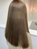 グロウ 丸の内(GLOW)&nbsp;山梨甲府美容室ブリーチツヤ感ミルクティーベージュ