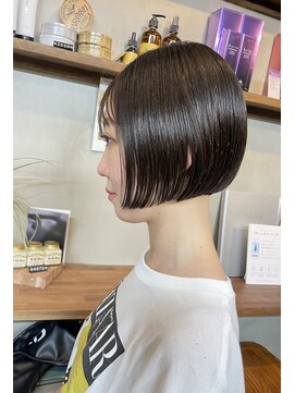 ヴースヘアデザイン(vou's hair design) ミニボブ