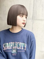 ジィルム(XELM)&nbsp;ハイライトカラーミルクティーベージュレイヤーカット