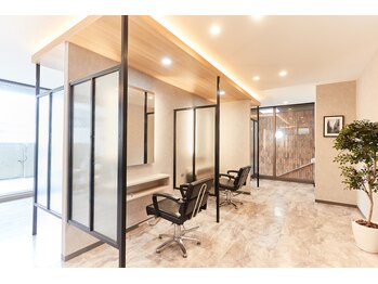 ursus by HEADLIGHT 柏店【アーサスバイヘッドライト】