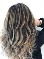 エヌプラスリタ 近鉄八尾(N+lita)&nbsp;ホワイトグレージュミニウルフデジタルパーマチェリーブラウン