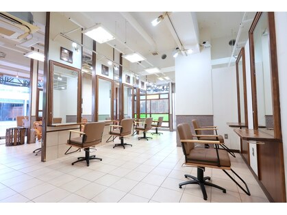 クアトロ グランシュ 川崎店(QUATRO × GranCieux)の写真