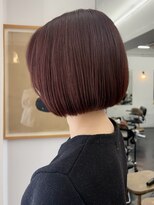 シベルバレー 横浜(sibell)&nbsp;▽ 20代30代切りっぱなしボブタッセルボブ顔周りレイヤーレッド
