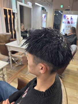 アフィナー 上大岡(Afinar) フェード風スパイラルパーマ