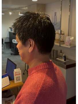 フリーゼアコマキ(FRISEUR) 大人のスパイキーショート