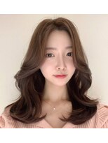 エル(Elle)&nbsp;韓国レイヤー