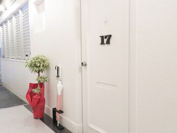 ONE SEVEN【ワンセブン】