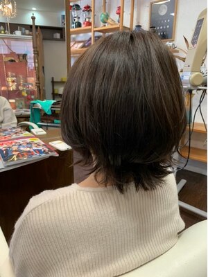 働く大人女性や子育て世代のママさんまで！明日から笑顔に…♪心が弾むヘアスタイルをご提案します☆