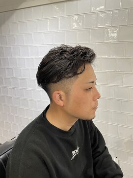 メリケンバーバーショップ フクオカ(MERICAN BARBERSHOP FUK) 大人気フェードパーマバーバースタイル