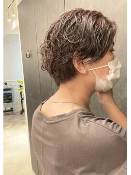 ヴィオットバイサロン(Viot by Salon) ハンサムショート パーマ 20代30代40代 Viot 櫻井