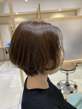 スピン ヘアー 烏丸店(Spin hair) 前髪無し/大人ショートボブ