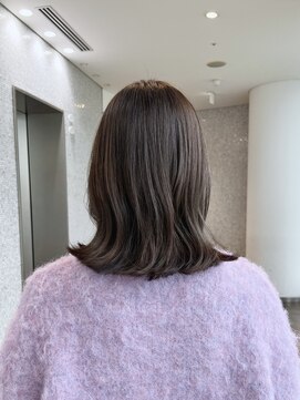 ザック ヴィ(ZACC  vie) ぷつっとくびれロブ