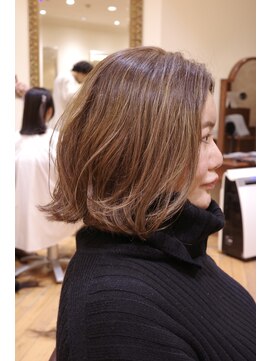 ビュートリアム265(BEAUTRIUM 265) ◆ボブ/ミニボブ/ケアブリーチ/銀座/ハイライト/ベージュ/癖毛