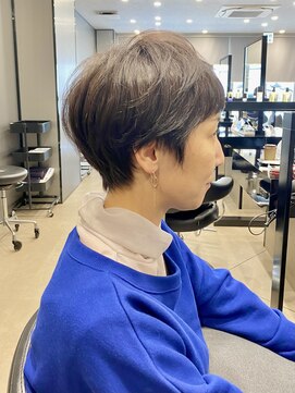 ハルキ ミナト ジャパン オオサカ(HARUKI MINATO japan OSAKA) 30代40代50代小顔似合わせカットくびレイヤーエモージュ大人可愛