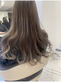 ハイライトたくさんグレーベージュカラー