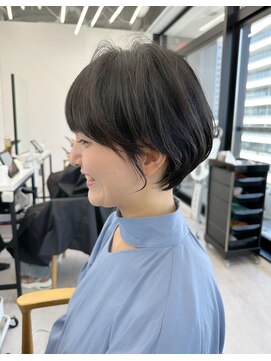 ビューナゴヤ 名駅(VIEW NAGOYA) 黒髪カタログ/ボブルフ/小顔に見せるヘア/ワンレン