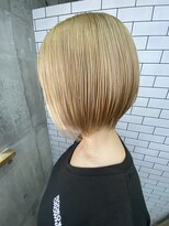 ルーナヘアー(LUNA hair)&nbsp;ブリーチショートボブハイトーン10代20代30代40代50代イメチェン