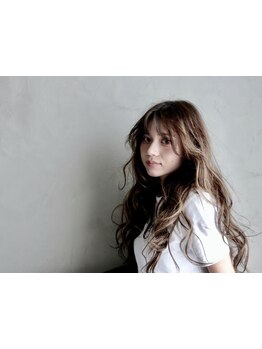 経験豊富なベテランスタイリストが集う計算されつくしたスタイルを提供！似合わせ×理想を実現します