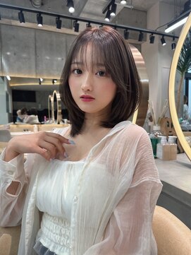 ロンドメリア 天神大名店(Lond Melia) デザインカラー/レイヤーカット/ウェットヘア/オリーブベージュ