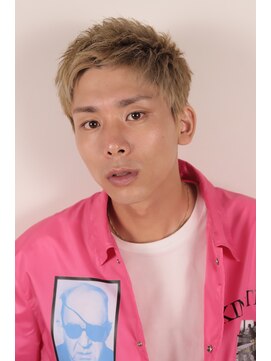 ブリランチン アイチダイガクマエ(Brilliantine Aichidaigakumae) ニュアンス束感ショート×アッシュベージュ