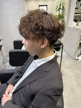 スティーン(STEEN) 波巻きパーマ