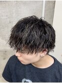 メンズツイストスパイラルパーマ　刈り上げマッシュメッシュヘア