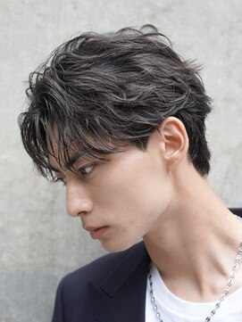 フィフス 天神大名(fifth) 天神大名フェザーパーマメンズカットセンターパート30代マッシュ