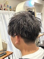 フェリーク ウジヤマダ(feerique UJIYAMADA)&nbsp;ツイストスパイラルパーマ［デザインパーマ,メンズカット］