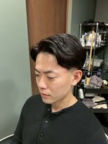 スタンドバーバー 柏(STAND BARBER) 刈り上げセンターパート/波巻きツイストスパイラル/柏