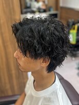 トラスト ザ バーバー 東京駅日本橋店(TRUST the Barber)&nbsp;ツイストスパイラル/センターパート/メンズパーマ