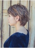 外ハネショート