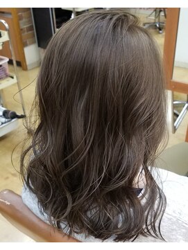 フィーカヘアー(FIKAhair) FIKAhair 【フィーカヘアー】ゆる巻きスタイル☆★