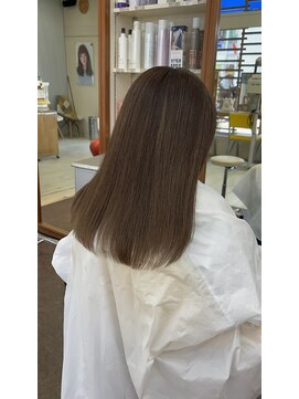 ヴィサージ(Visage) シナモンベージュ