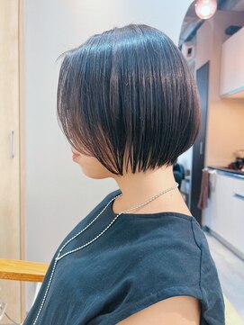 シビバイレボ(CIBI by revo) 地毛風カラー/ナチュラルレイヤーカット/ショートボブ[船橋]